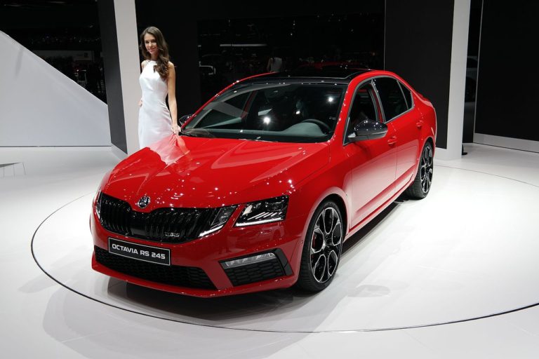 Octavia RS 245