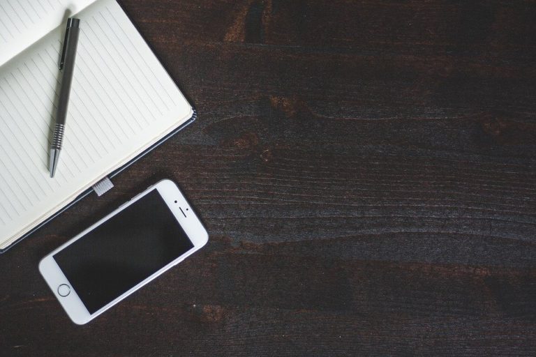 Jaké aplikace se vyplatí mít stažené ve svém iPhonu?