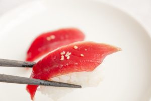 Sushi s námi už od 20. století. Základní druhy s lososem jsou stále nejoblíbenější