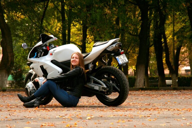 Základní výbavu na motorku nepodceňujte