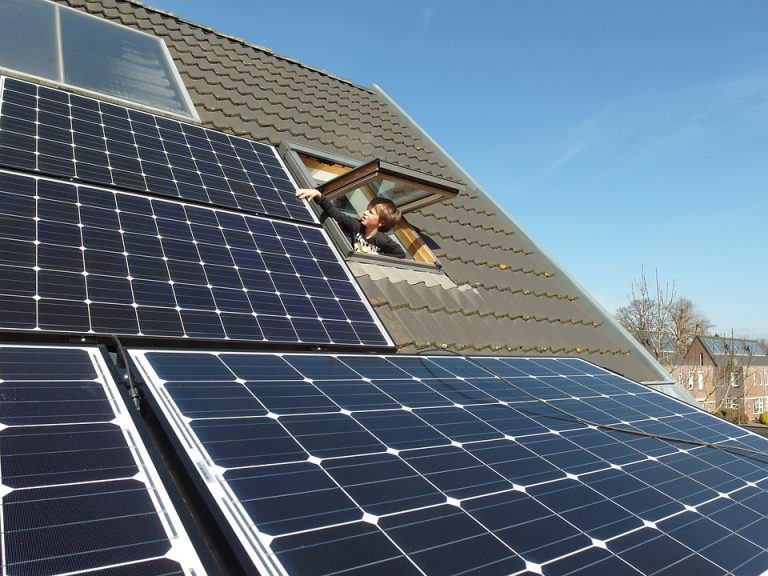 Jak velkou solární elektrárnu si pořídit?