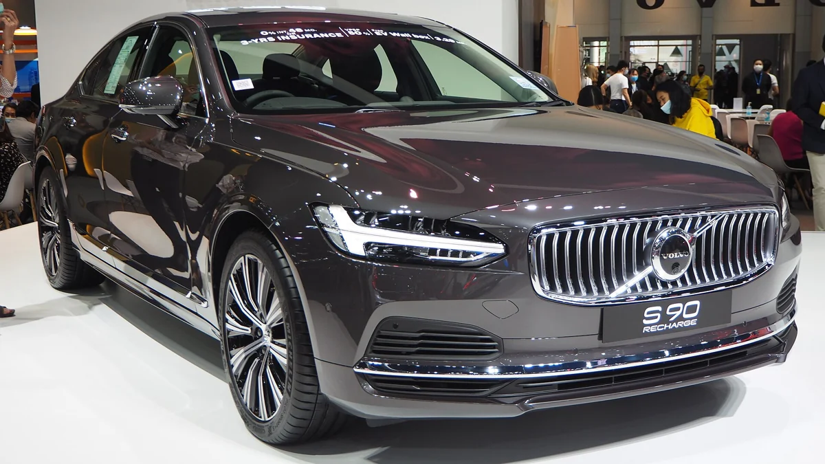 Volvo S90 v předchozí koncepci klasického sedanu