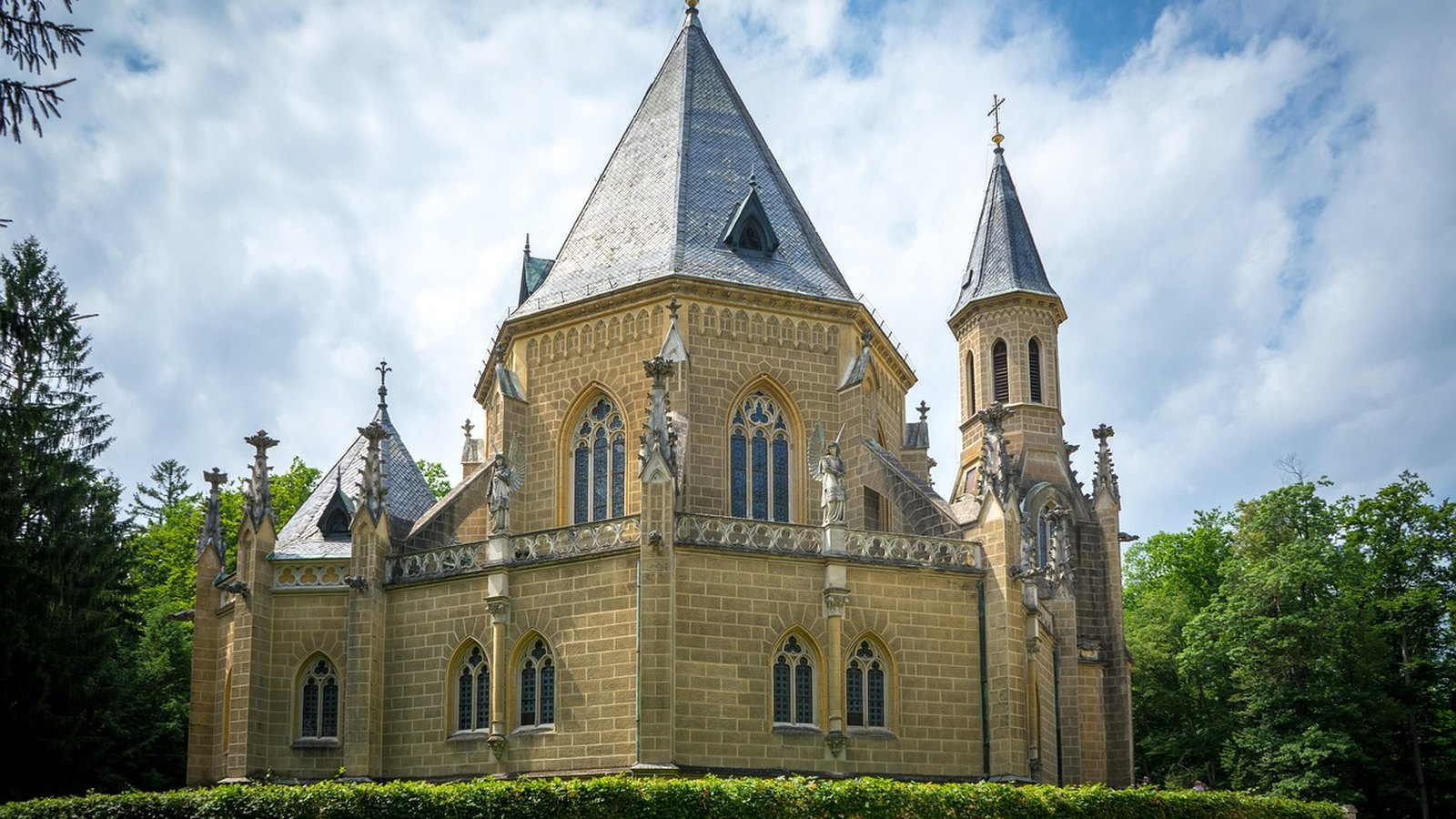 Schwarzenberská hrobka u Třeboně